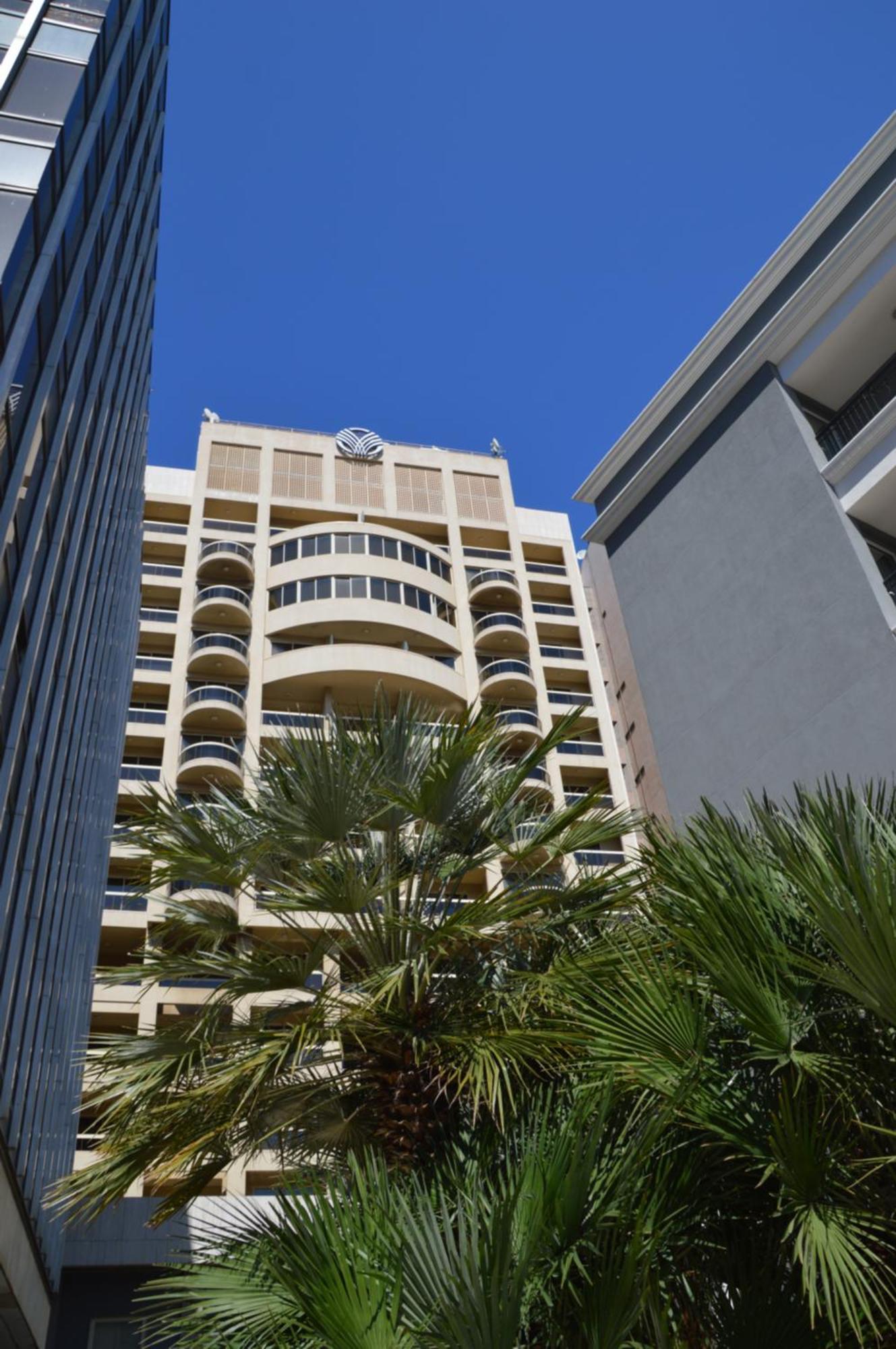 Gefinor Rotana - Beirut Hotel Exterior foto The building's facade