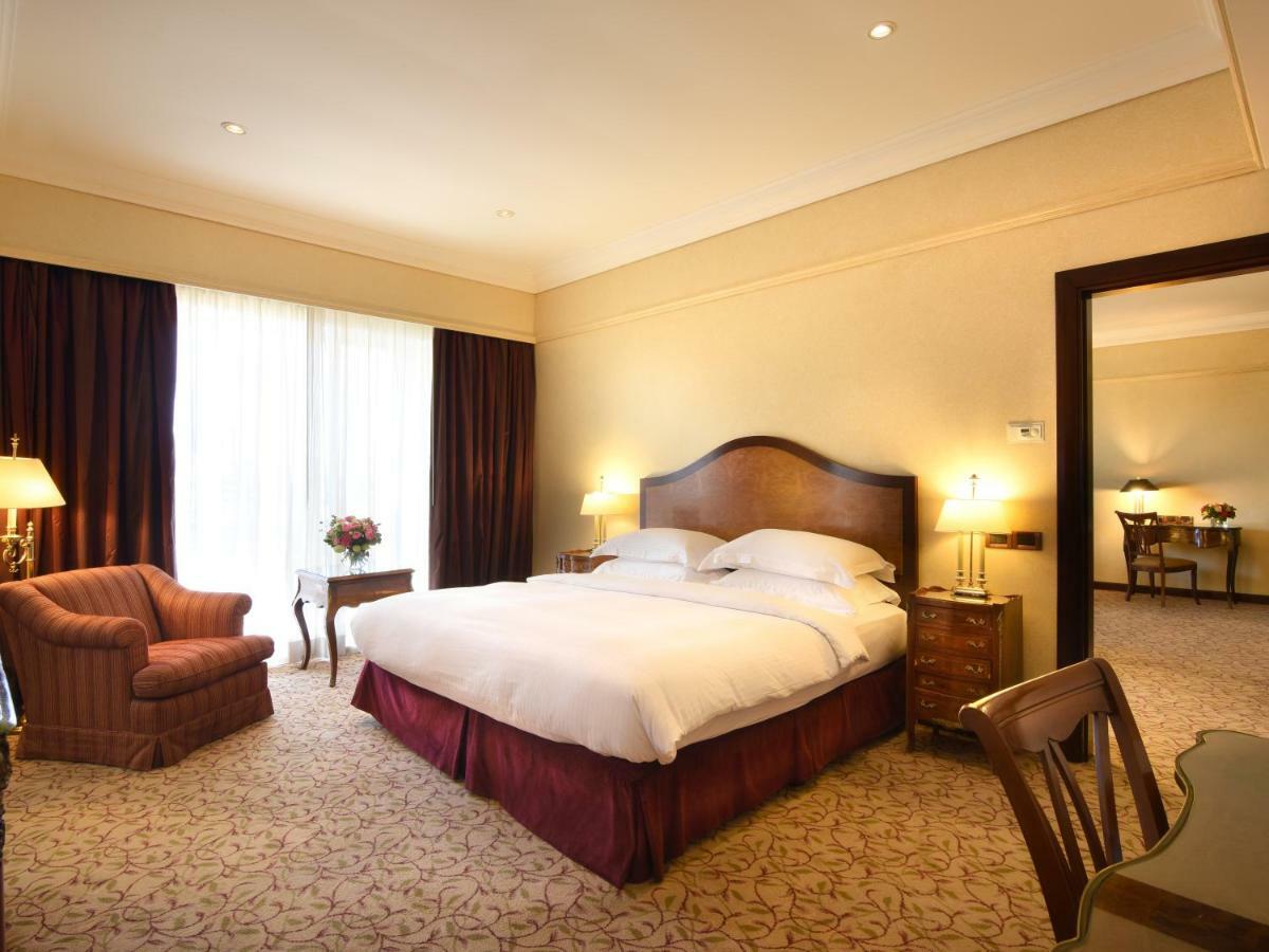 Gefinor Rotana - Beirut Hotel Exterior foto